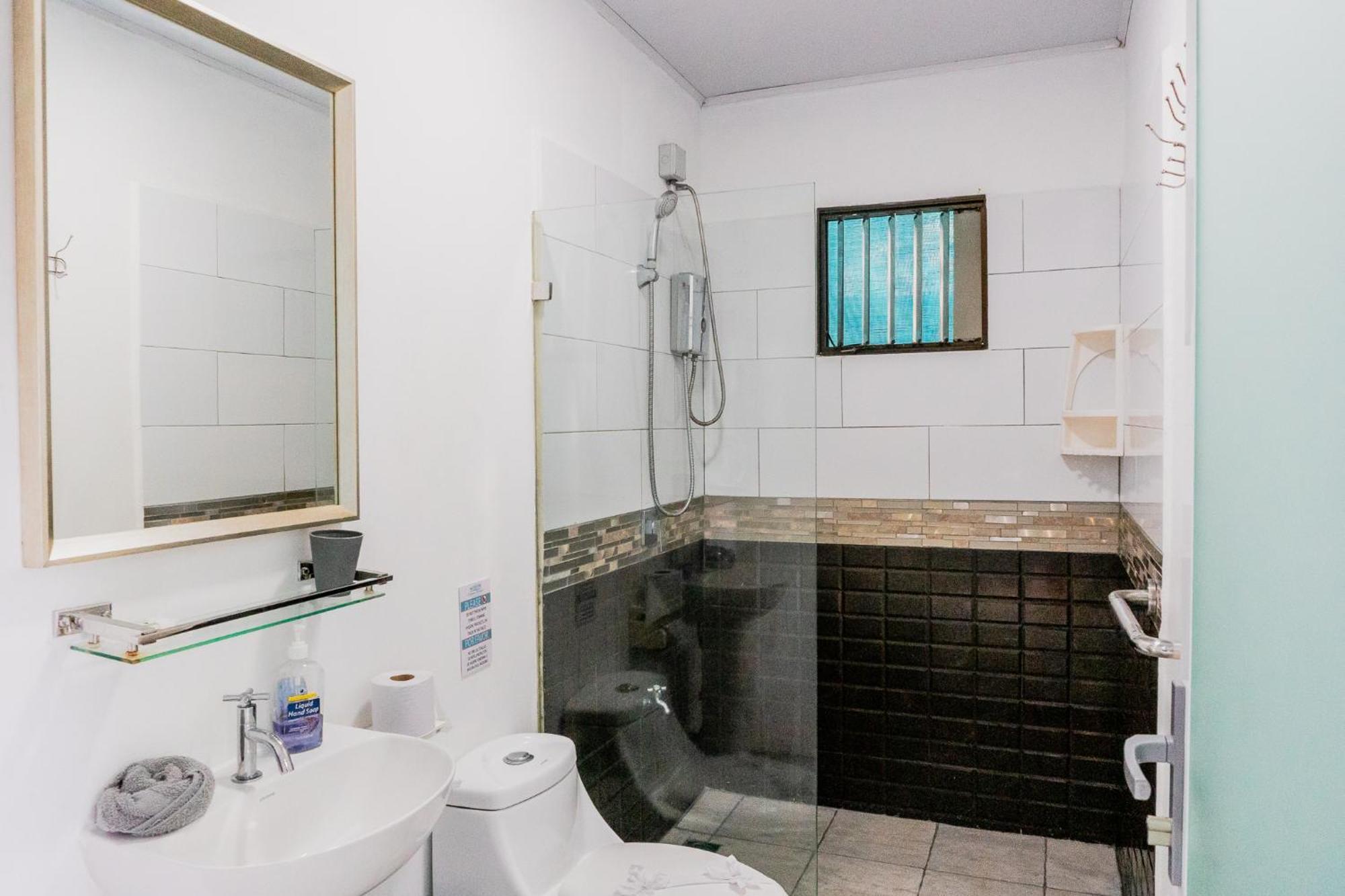 Ocean'S Breeze Apartment And Rooms Puerto Viejo de Talamanca ภายนอก รูปภาพ