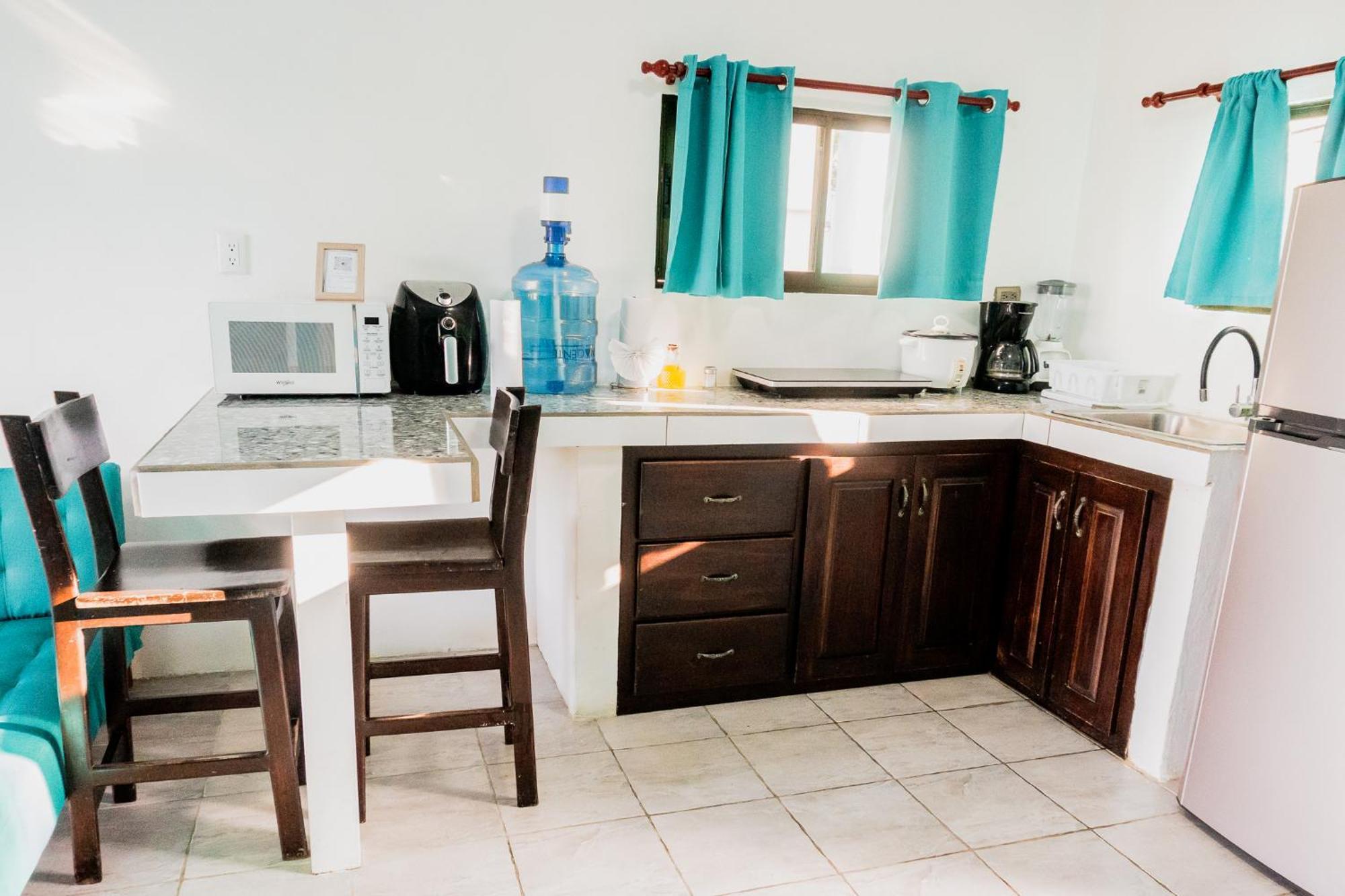 Ocean'S Breeze Apartment And Rooms Puerto Viejo de Talamanca ภายนอก รูปภาพ