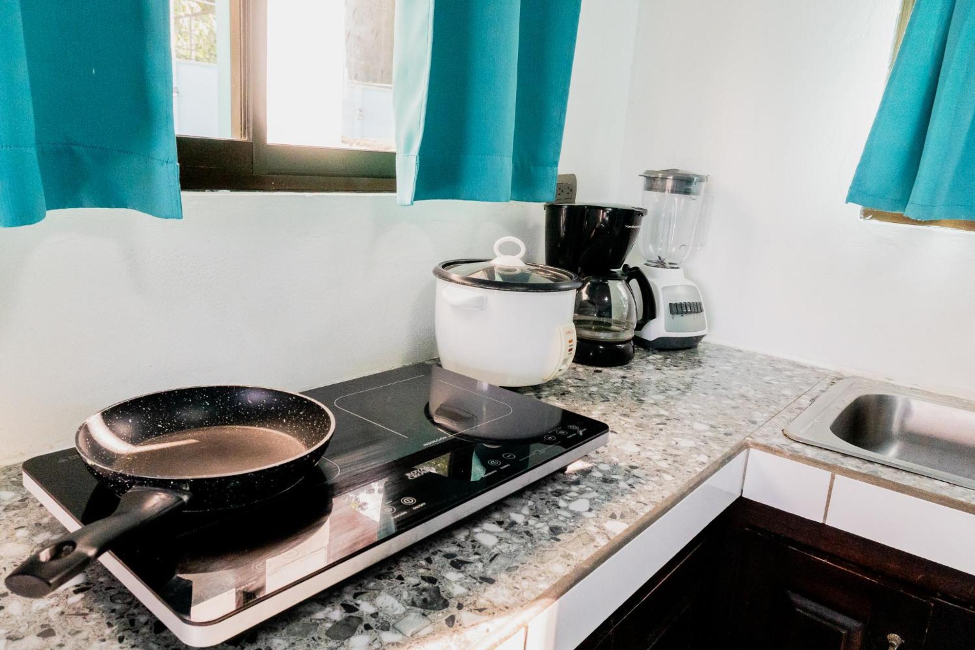Ocean'S Breeze Apartment And Rooms Puerto Viejo de Talamanca ภายนอก รูปภาพ